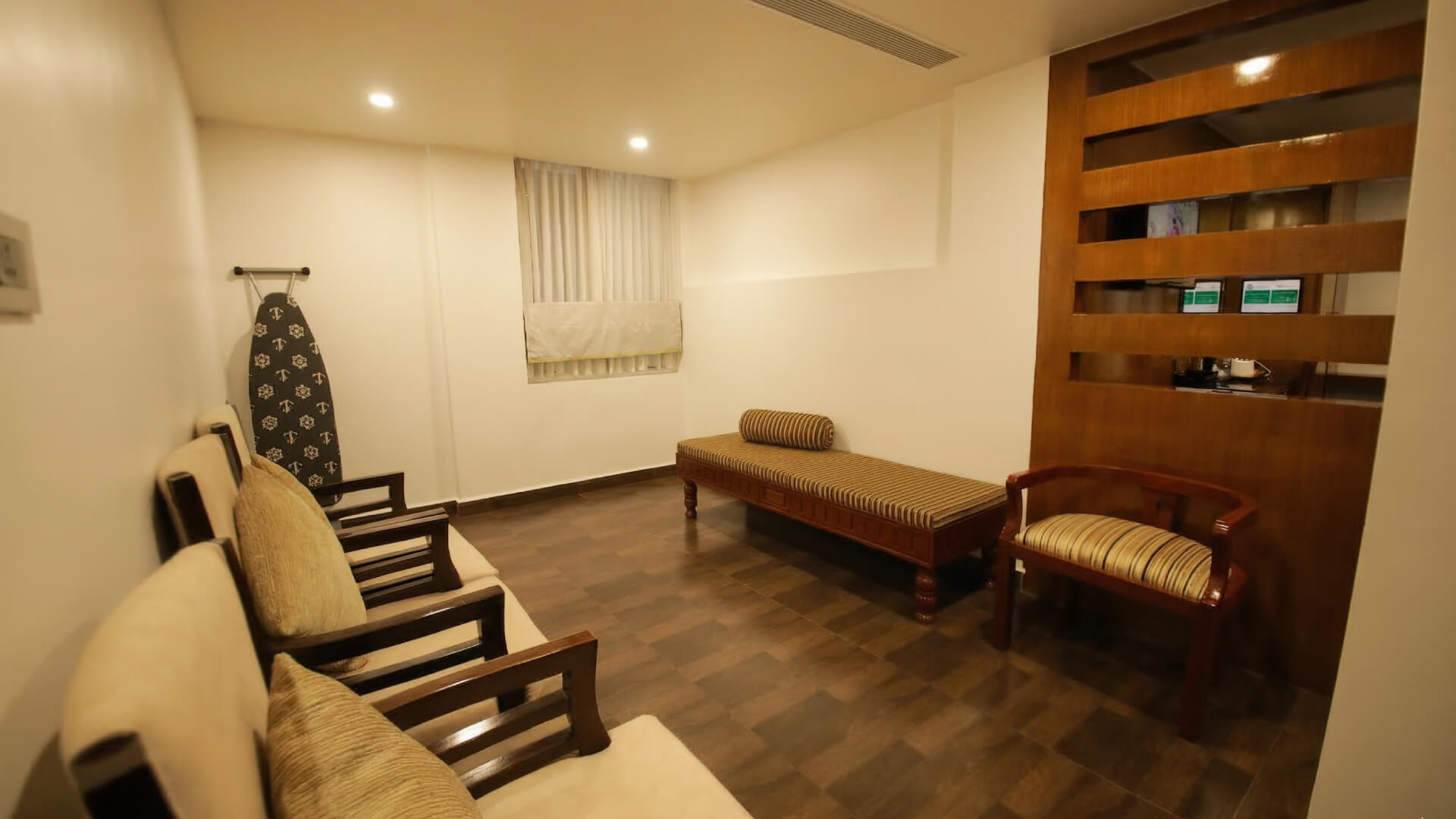 Suite room6
